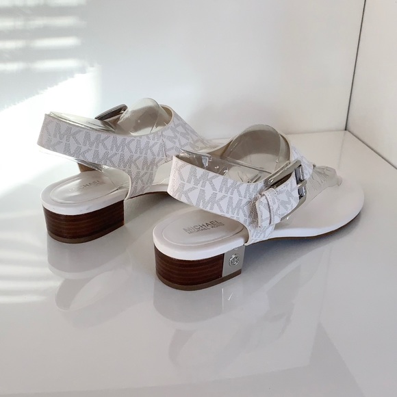 Michael Kors - Picture 3 of 10